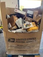 Ecom Undeliverables MONSTER Truckload - Image 10