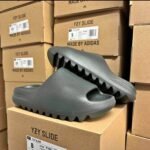 Yeezy Slides Mixed Pallet – High-Demand Streetwear Footwear for Resale Success