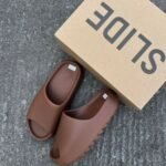 Yeezy Slides Mixed Pallet – High-Demand Streetwear Footwear for Resale Success